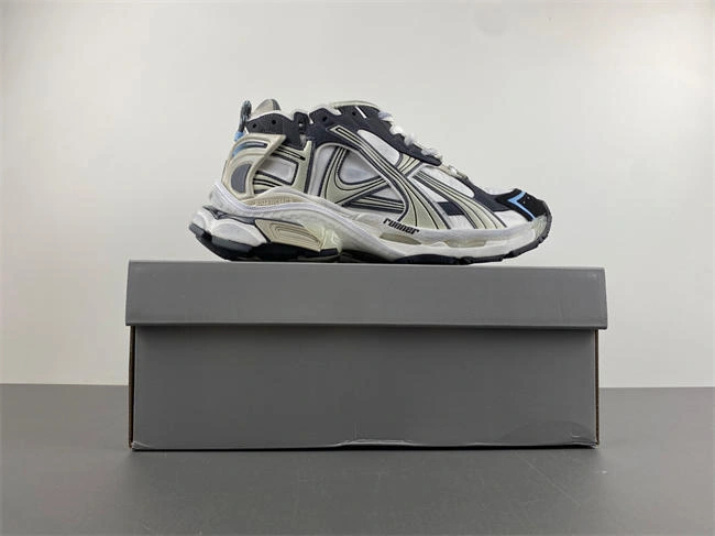 TechFriendly Balenciaga  772774-W3RNY- 4294