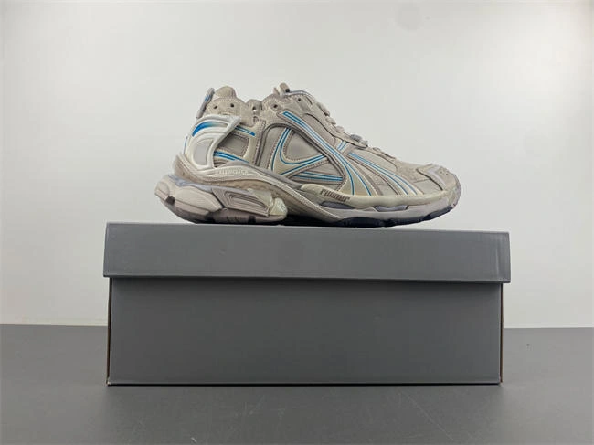 Affordable Affordable Balenciaga  772774-W3RNY- Snug 4301