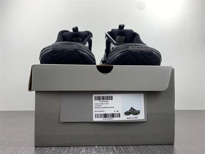 MaikeSneakers Sporty Balenciaga 742672 W2XL5 4392