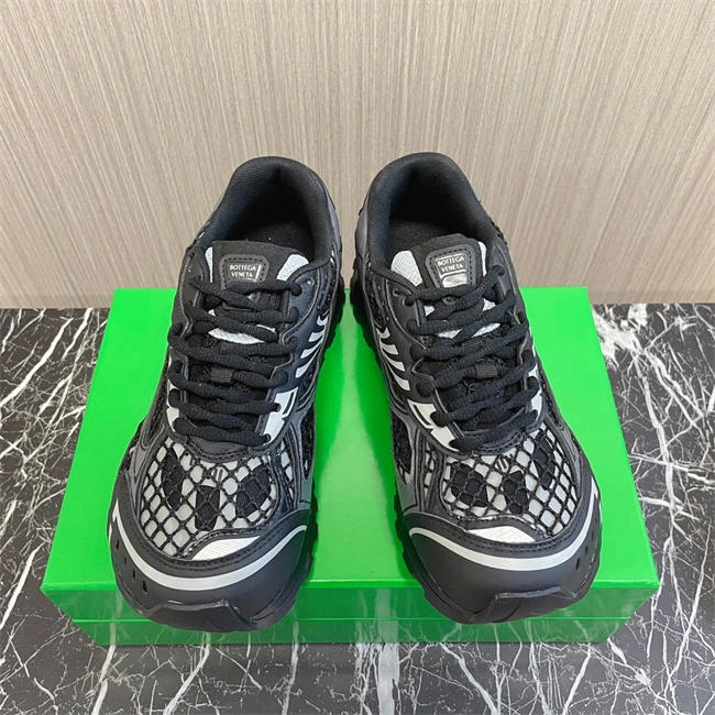 HYPE Bottega Veneta Sneaker StreetReady 2606