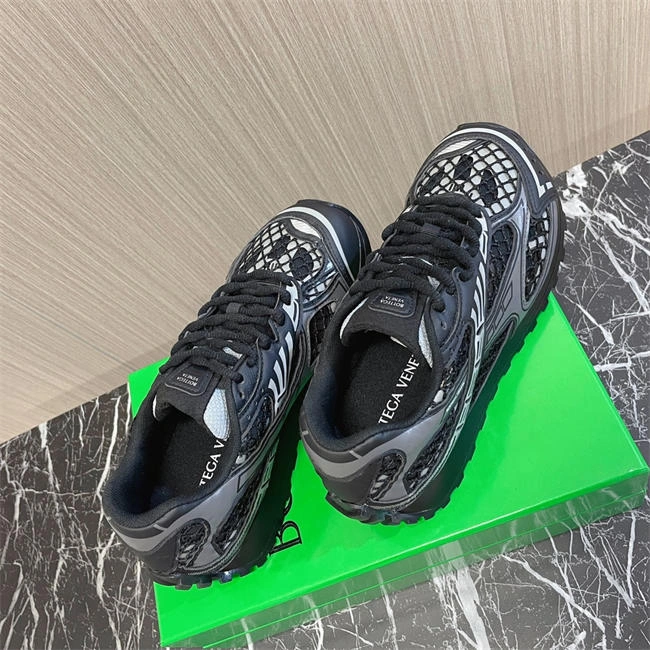 HYPE Bottega Veneta Sneaker StreetReady 2606