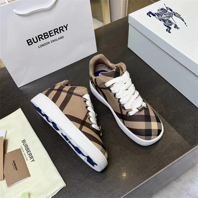 Cheap Burberry Sneaker AllSeason 2610