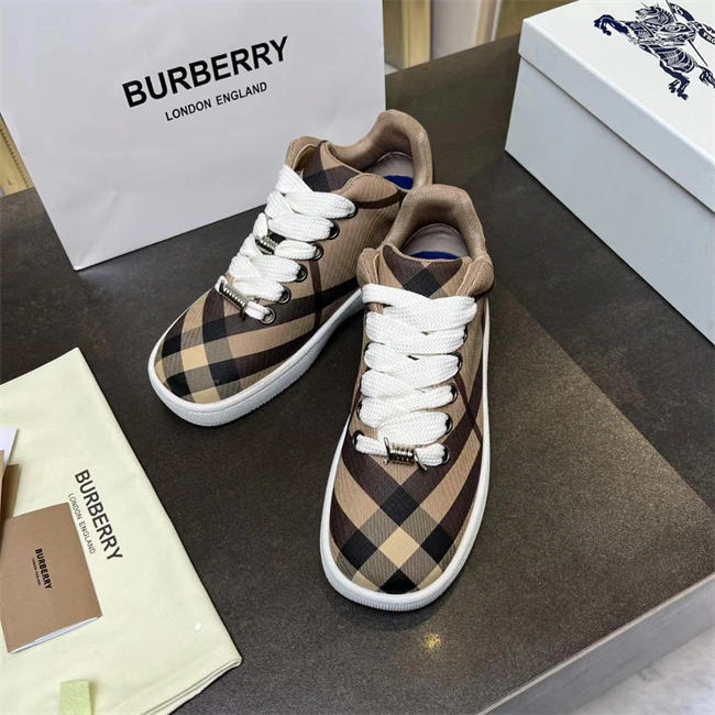 Cheap Burberry Sneaker AllSeason 2610
