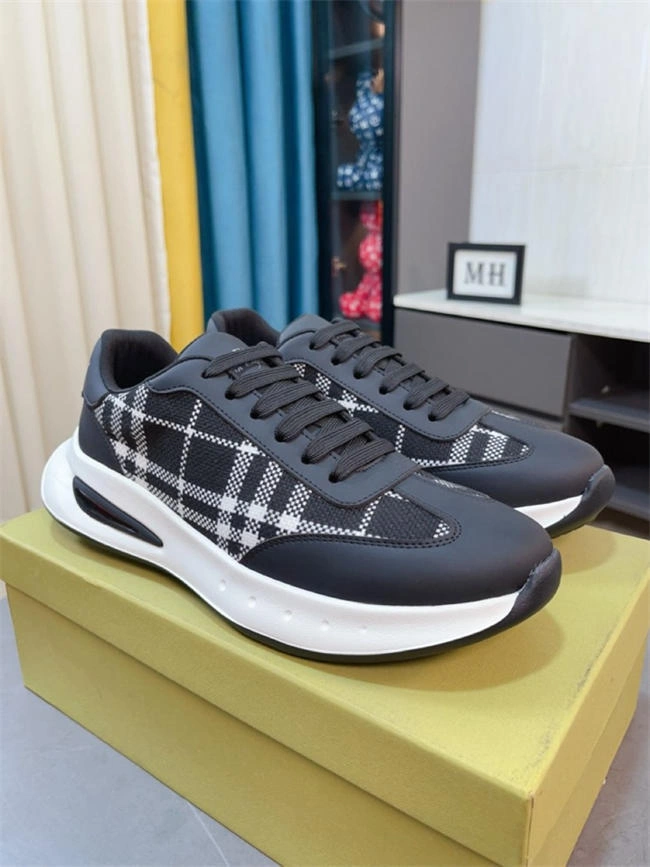 HYPE Burberry Sneaker Trendsetting 2627