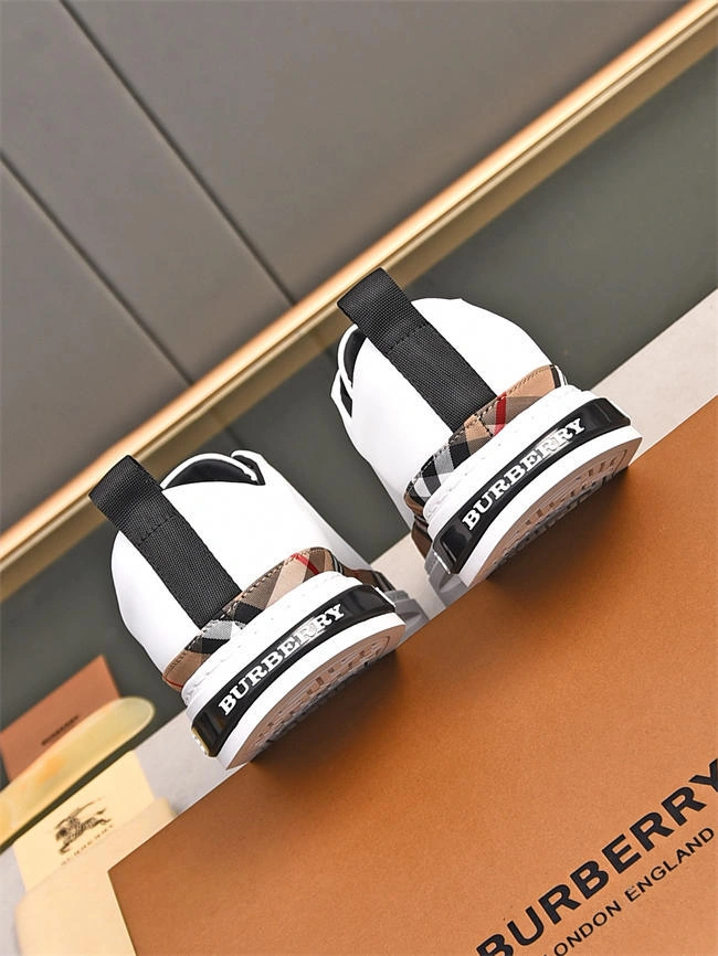 Cheap Burberry Sneaker Stylish 2620