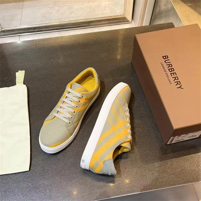 Rep MAX FlexibleFit Burberry Sneaker 2619