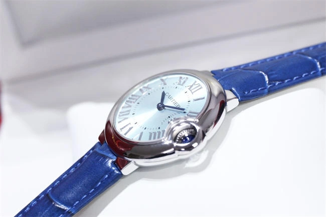 HYPE Vibrant CARTIER 3K Blue balloon 28mm quartz 5917