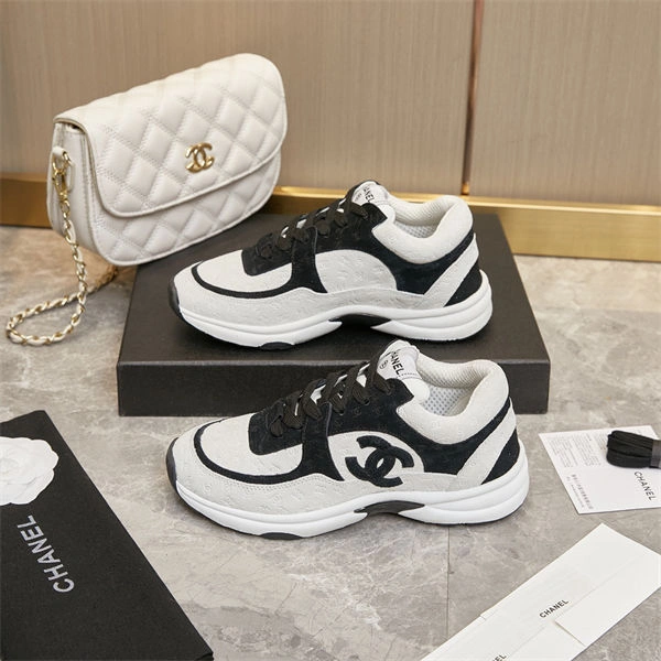 Cheap Husky Chanal Sneakers Effortless 2226
