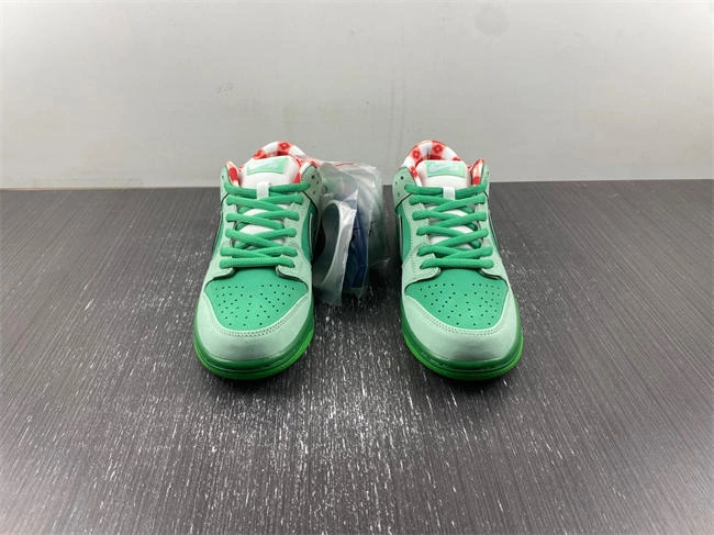 Cheap Chic Concepts x Nike SB Dunk Low   BV1310- 4563