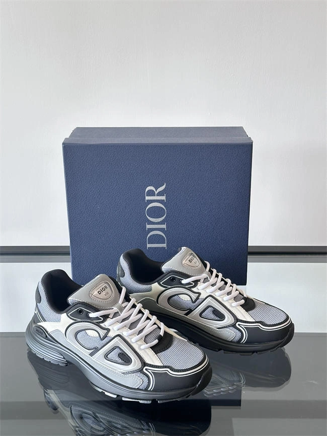 Rep Husky DIOR 30 DR Refined 1032