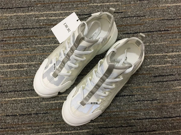 One Kick Snug DR  Sneakers 1327