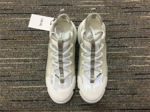 One Kick Snug DR  Sneakers 1327