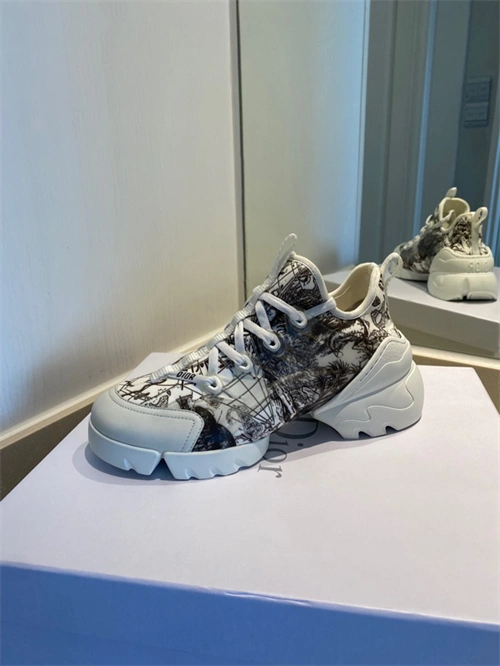 Kicked Out Shoe Store DR-CONNECT SmoothTexture 1099