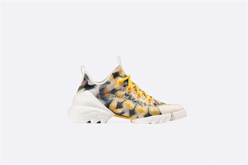 Affordable Affordable Resilient DR Sneaker 1205