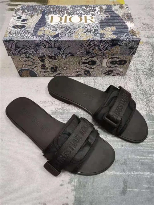Cheap Unique Dio Slipper 5803