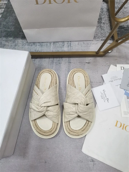 Tony Luxuries Dio Slipper GoAnywhere 5795