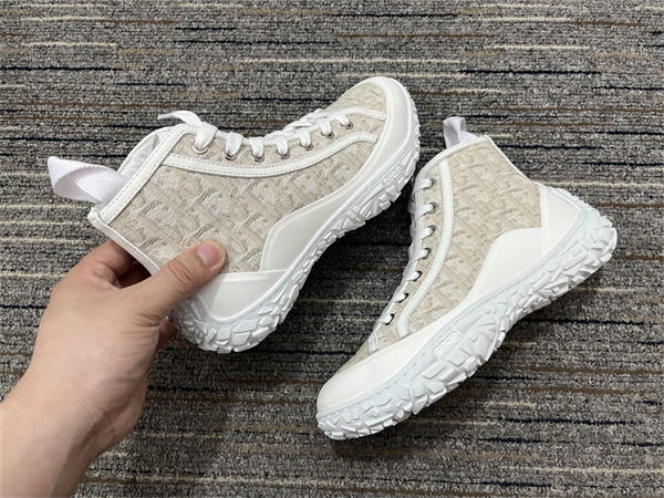 Cheap Husky Dior B Minimalist 1365