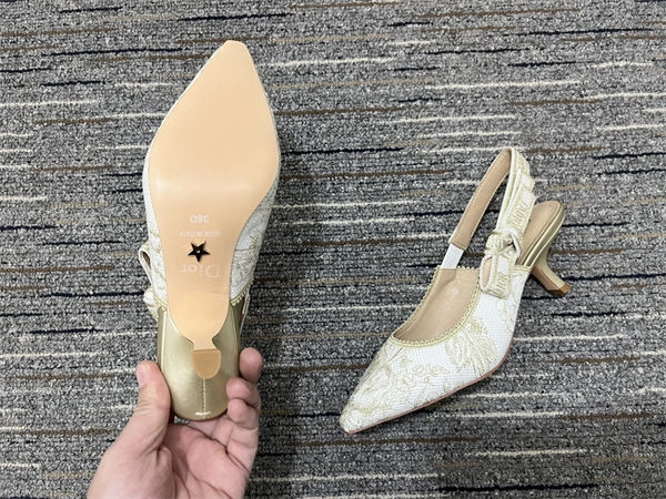 FS CHEAP Dr Pump Unisex 1368