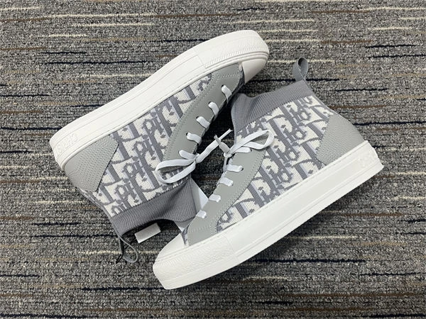 Hot Dr Sneaker TopPick 1370