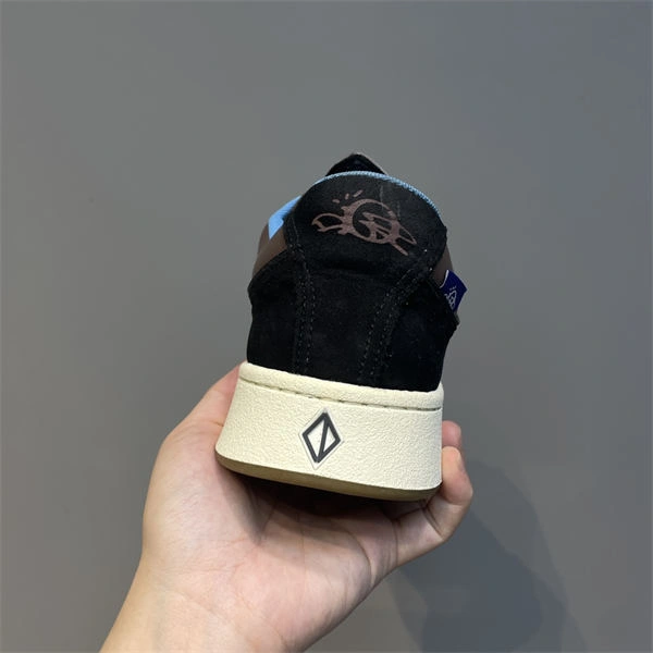 Rep TBkick Dr x Travis Scott Sneaker Snug 1428