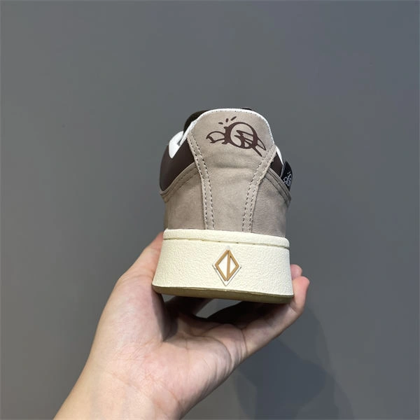 Bmlin TimelessDesign Dr x Travis Scott Sneaker 1429