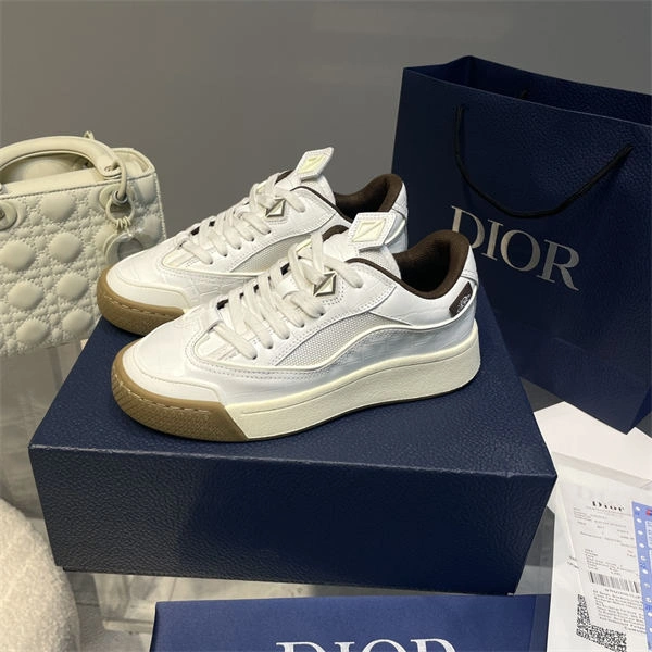 Bmlin Dr x Travis Scott Sneaker Sophisticated 1433