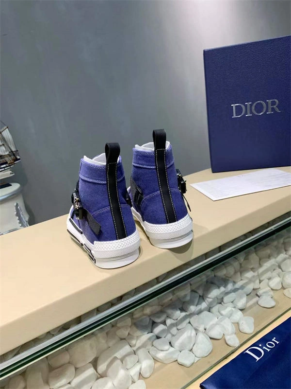 Kicked Out Shoe Store Neat Dr 1442