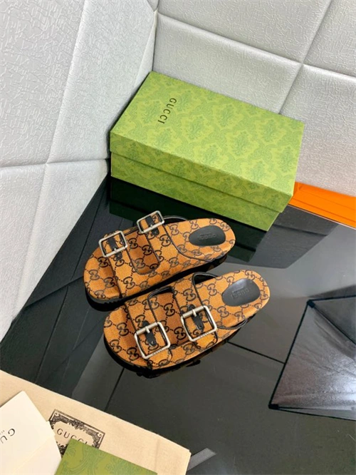 Tony Luxuries Gocci Slipper Stylish 5739