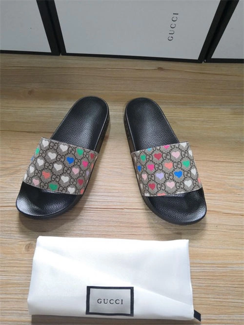 Official oldcobbler Fashionable Gocci Slipper 5704