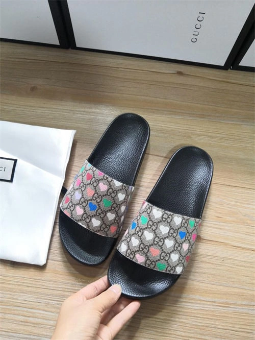 Official oldcobbler Fashionable Gocci Slipper 5704