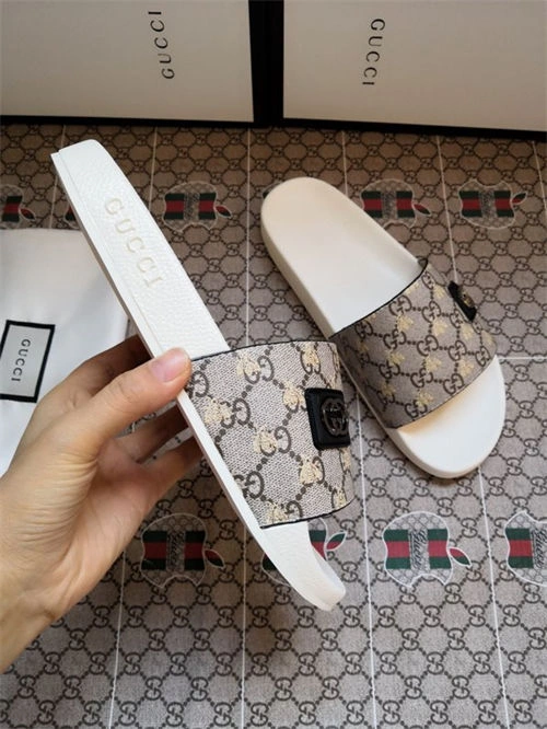 FS CHEAP WellDesigned Gocci Slipper 5690