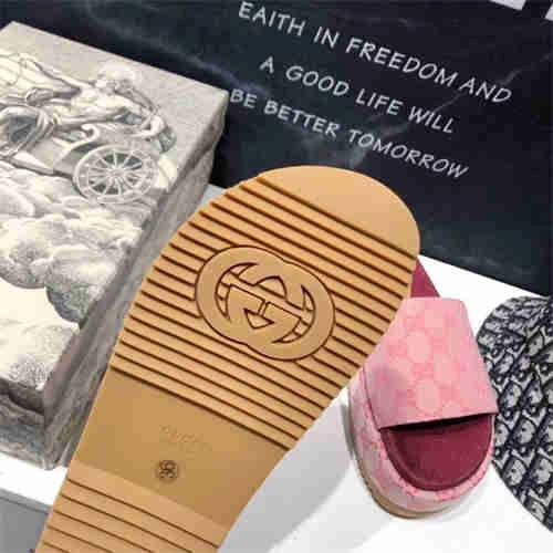 Tony Luxuries Gocci Slipper Lightweight 5630