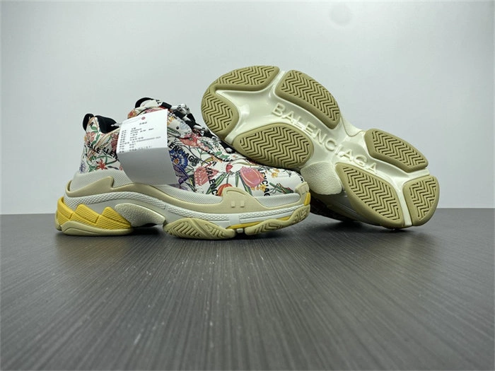 Cheap Gocci x BLCG The Hacker Project Triple S Flora Print 677195 UL110 Functional 4437