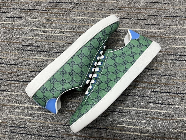 Sporty Gucci Ace Sneaker 112