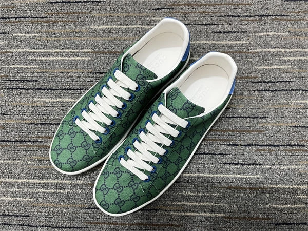 Sporty Gucci Ace Sneaker 112