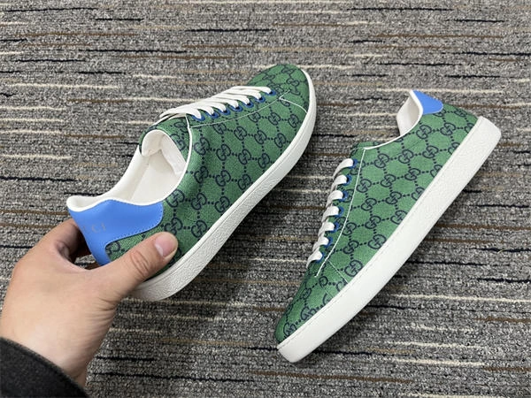 Sporty Gucci Ace Sneaker 112
