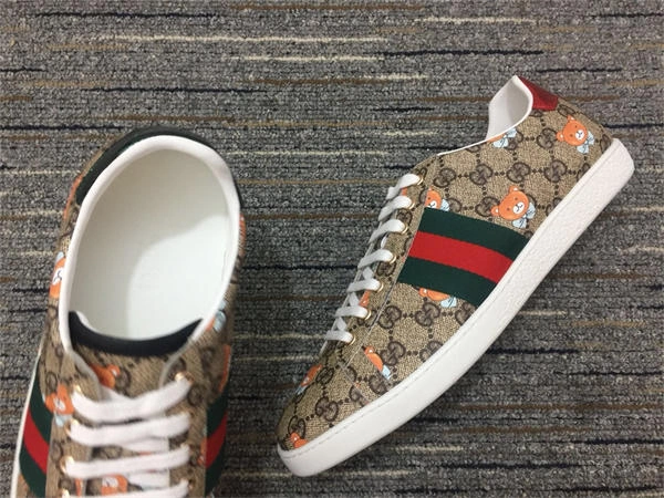 Tony Luxuries Gucci Ace Sneaker ZipUp 130