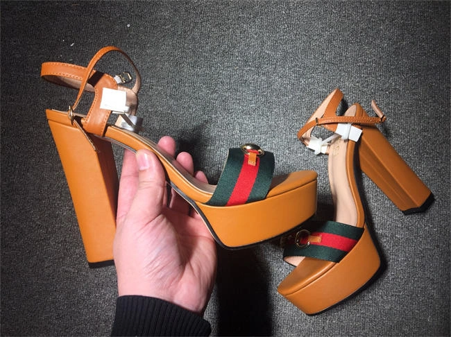 Gucci Boot Women Sleek 529