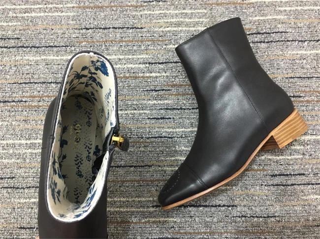 Rep Husky Gucci Boot Women Bold 515