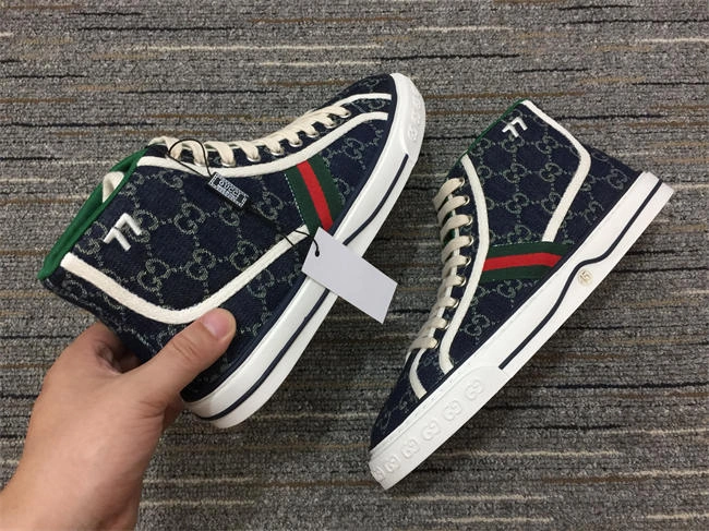 Gucci High Top Sneaker FreshLook 200