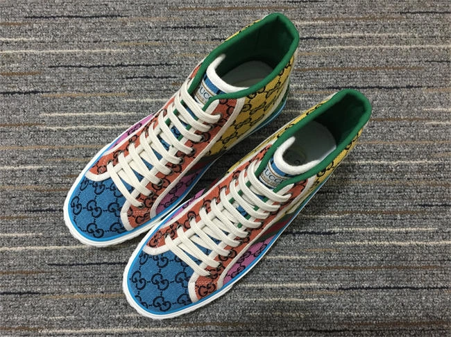 One Kick TimelessDesign Gucci High Top Sneaker 202