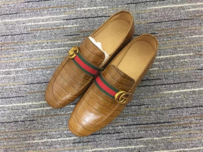 Gucci Loafer Compact 310