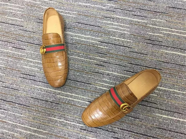 Gucci Loafer Compact 310