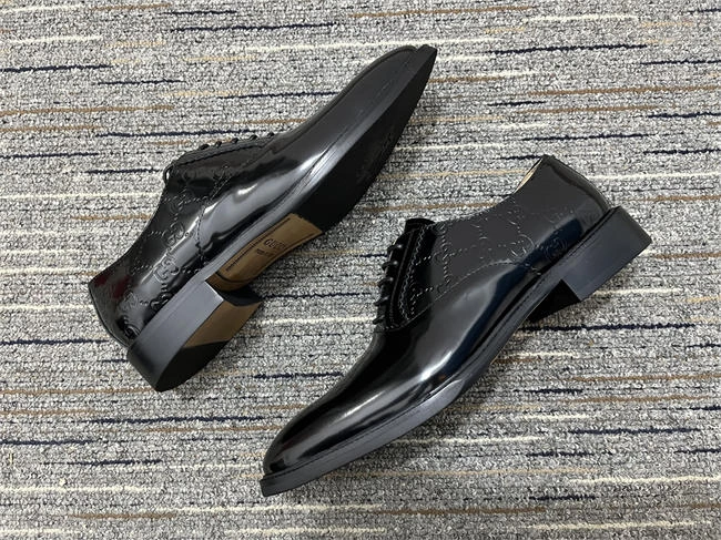 One Kick Breathable Gucci Loafer 345