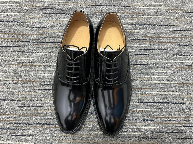 One Kick Breathable Gucci Loafer 345