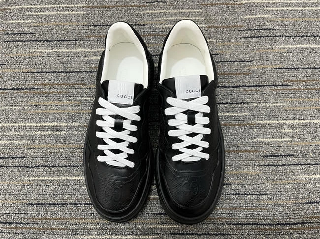 Boostmaster lin Breathable Gucci Low Top Sneaker 554