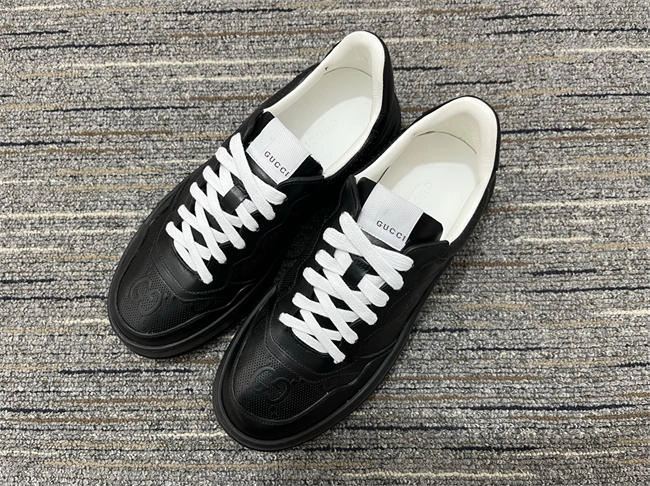 Boostmaster lin Breathable Gucci Low Top Sneaker 554