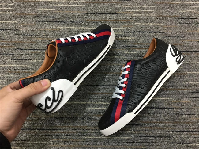 HYPE HighPerformance Gucci Low Top Sneaker 558