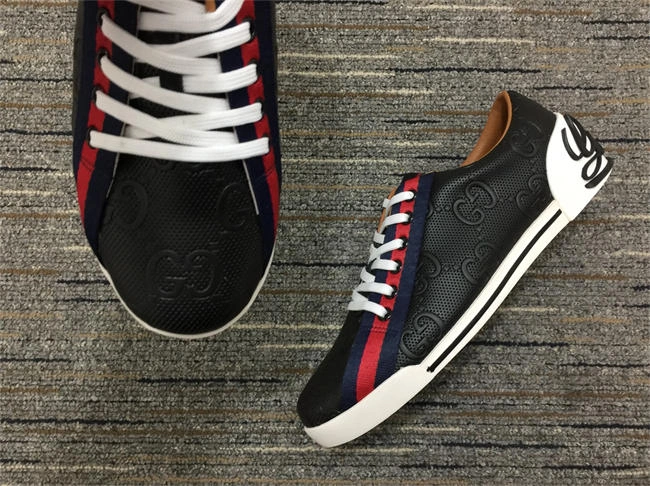 HYPE HighPerformance Gucci Low Top Sneaker 558