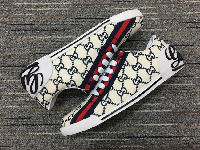 Affordable Gucci Low Top Sneaker 561